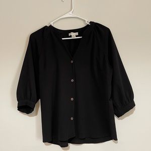 Monteau Black Blouse